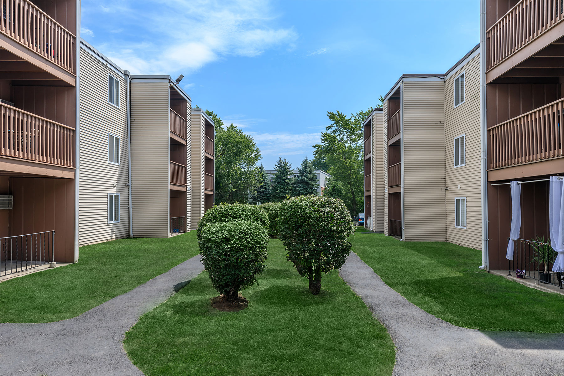 510 Main Street apartments in East Haven, CT