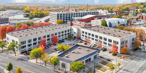Gateway Lofts apartments in Des Moines, IA