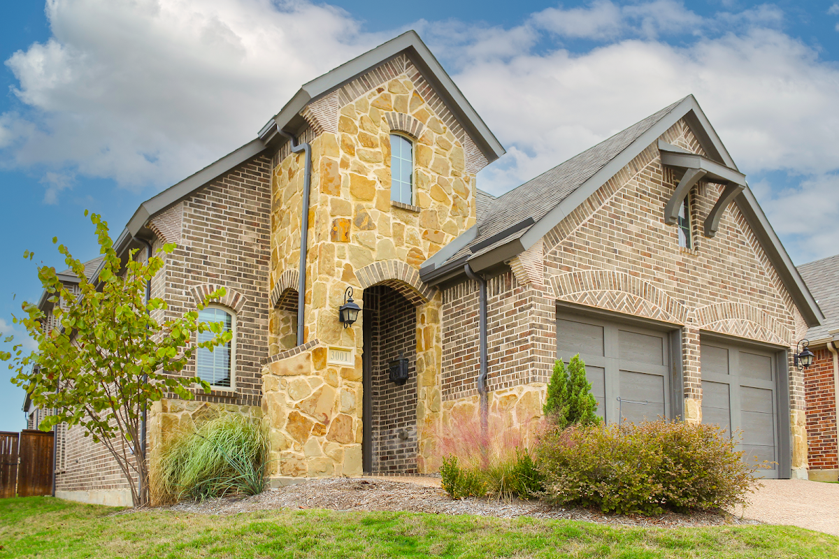 Cottages at The Realm apartments in Lewisville, TX