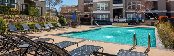 Vail Quarters apartments in Dallas, TX