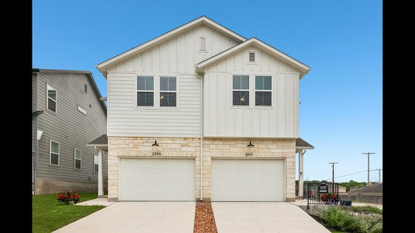 Solstice Springs apartments in New Braunfels, TX
