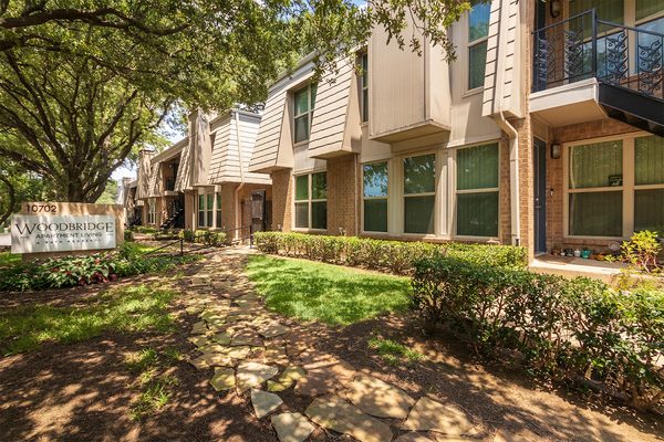 Woodbridge Apartments apartments in Dallas, TX