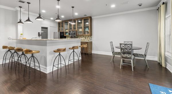 7900 at Park Central apartments