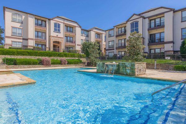 Vail Village Apartments apartments in Dallas, TX