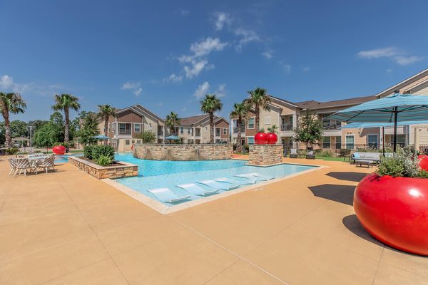 Reserve at Pinewood apartments in Port Arthur, TX