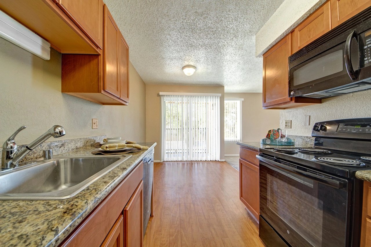 Avalon Springs apartments in Midland, TX
