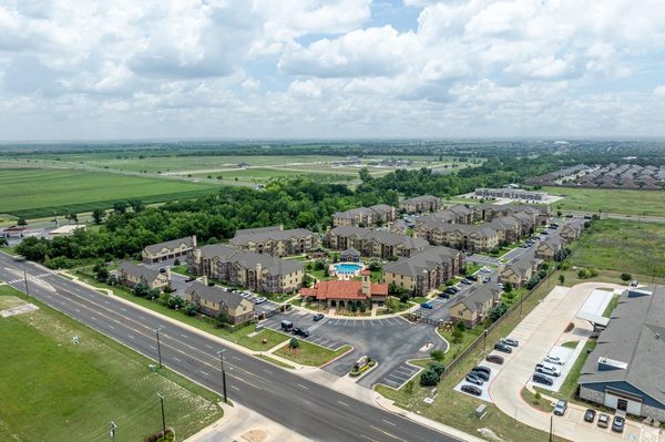 Portico at Friars Creek Apartments apartments in Temple, TX