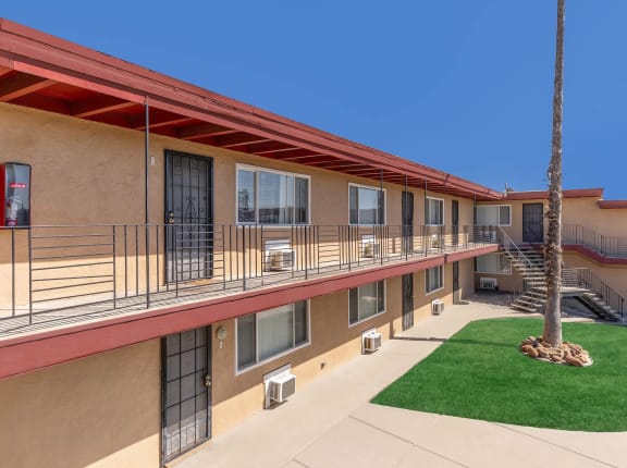 Oakridge Apartments apartments in Antioch, CA