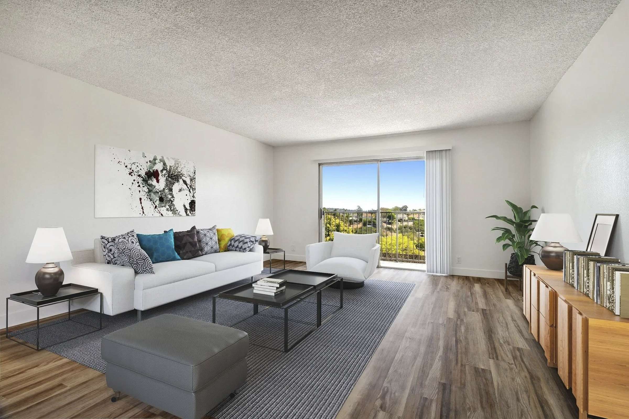 Sunterra apartments in Vista, CA