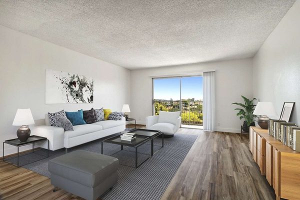 Sunterra apartments in Vista, CA