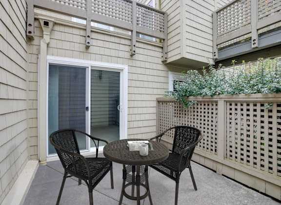 Gatewood Village apartments in Daly City, CA