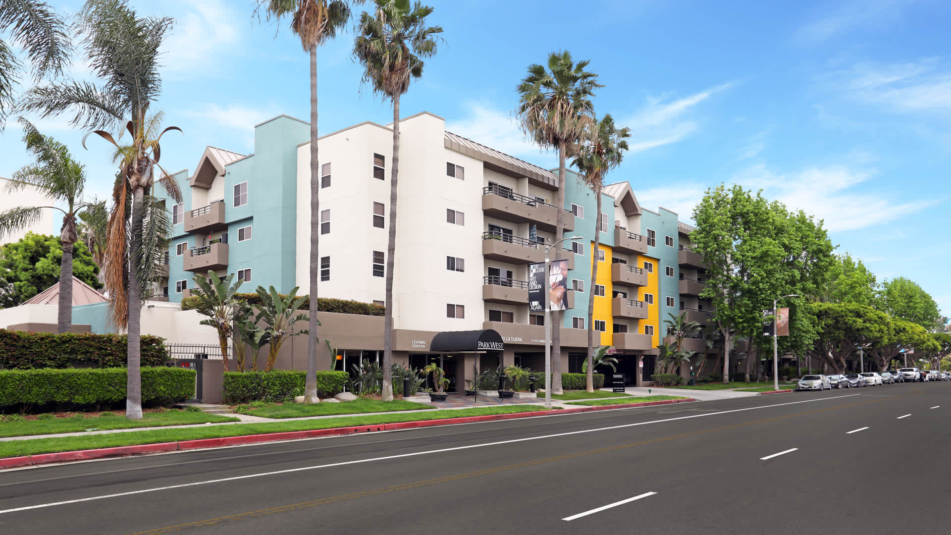 Park West Apartments apartments in Inglewood, CA