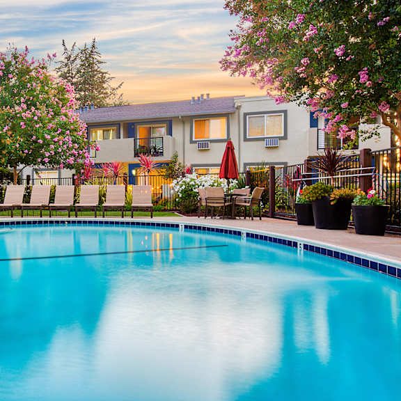 Pleasanton Place apartments in Pleasanton, CA