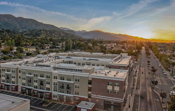 The Huntington Apartments apartments in Duarte, CA