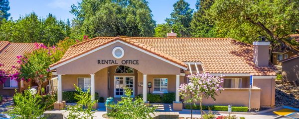 Greenback Ridge apartments in Citrus Heights, CA