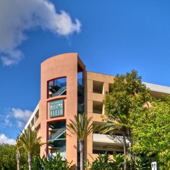 Bella Vista Apartments apartments in Mission Viejo, CA