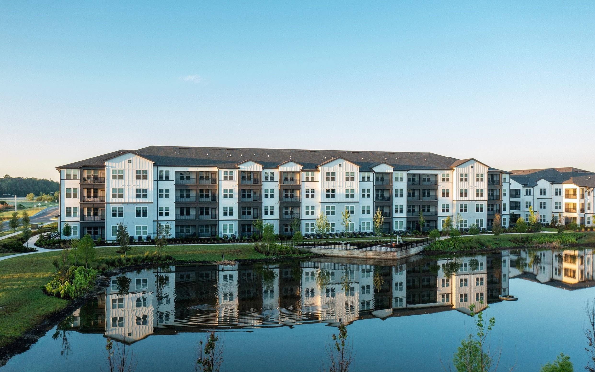 Mariblu Hunters Creek apartments in Kissimmee, FL