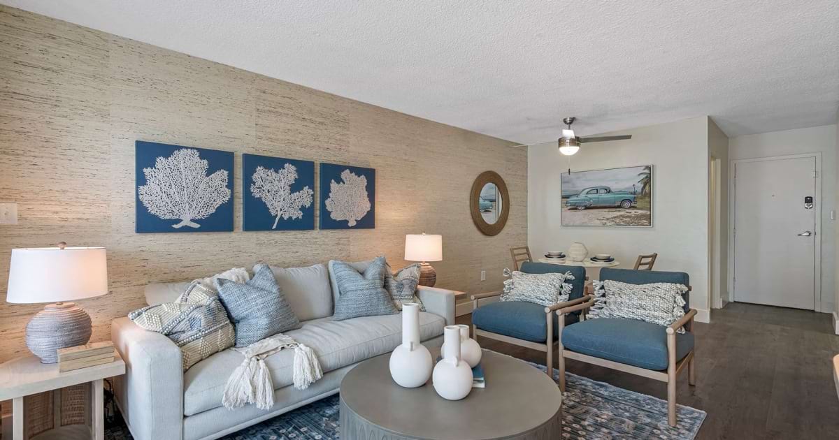 The Overlook at Daytona apartments in Daytona Beach, FL
