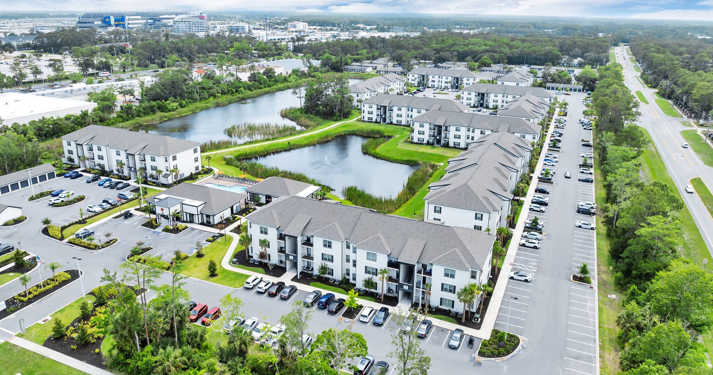 Pointe Grand Daytona Apartments apartments in Daytona Beach, FL