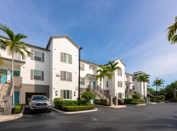 The Franklin Delray Apartments apartments in Delray Beach, FL