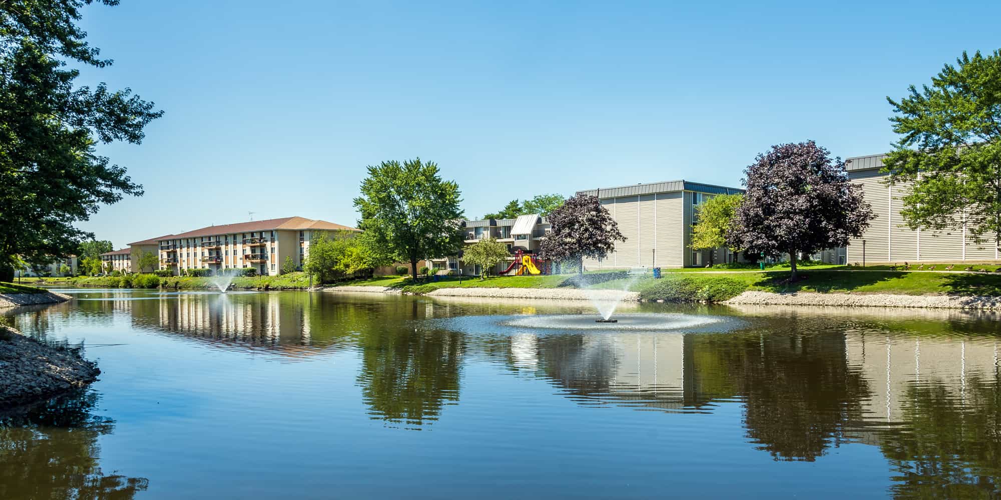 The Lakes at Fountain Square Apartment Homes apartments in Waukegan, IL