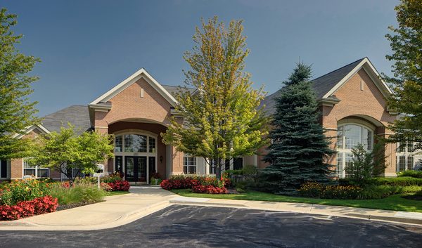 Apartments at Kirkland Crossing apartments in Aurora, IL