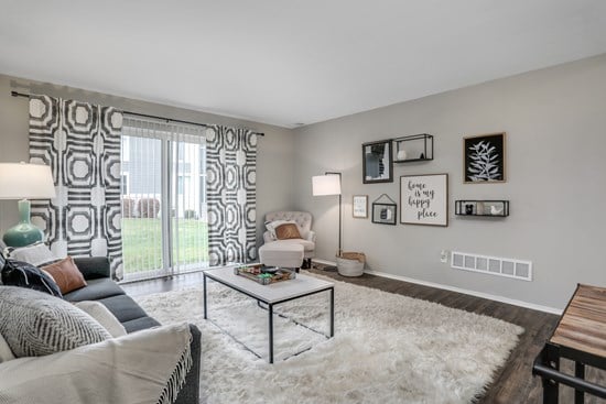 Ridgeline at Canton apartments in Livonia, MI