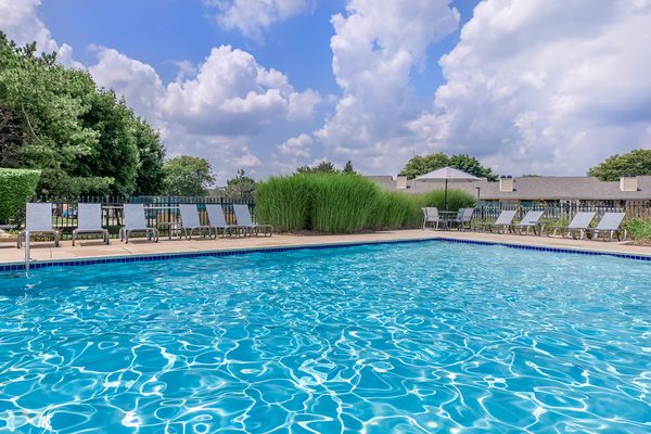 Spring Valley Apartments apartments in Farmington Hills, MI