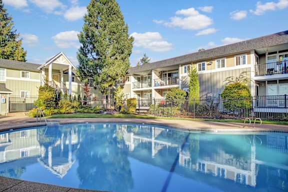 Regency Woods apartments in Renton, WA