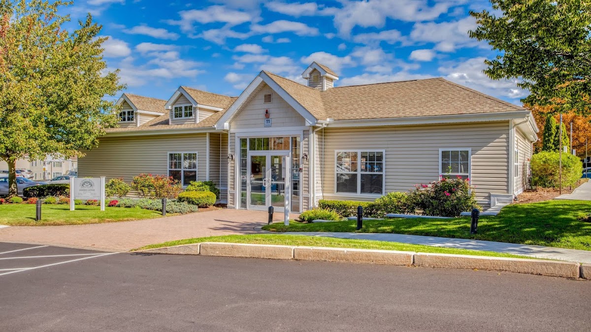 Saunders Crossing apartments in Lawrence, MA