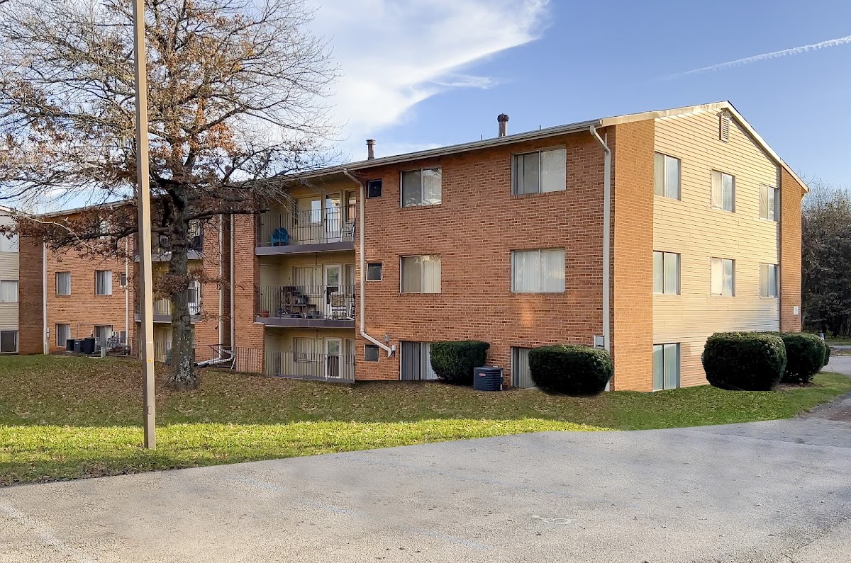Countryside Estates apartments in Roanoke, VA