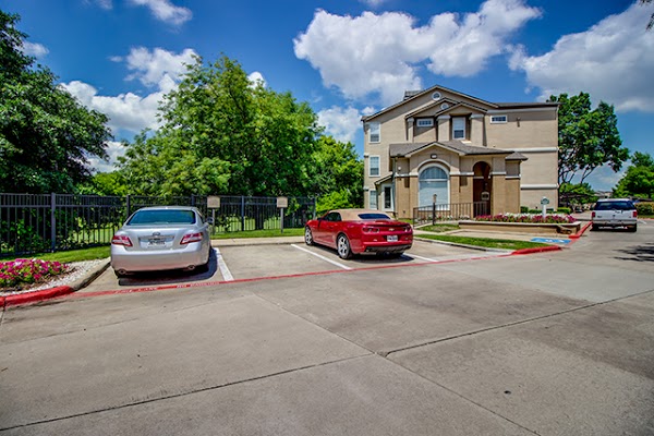 Fairways at Prestonwood apartments in Addison TX