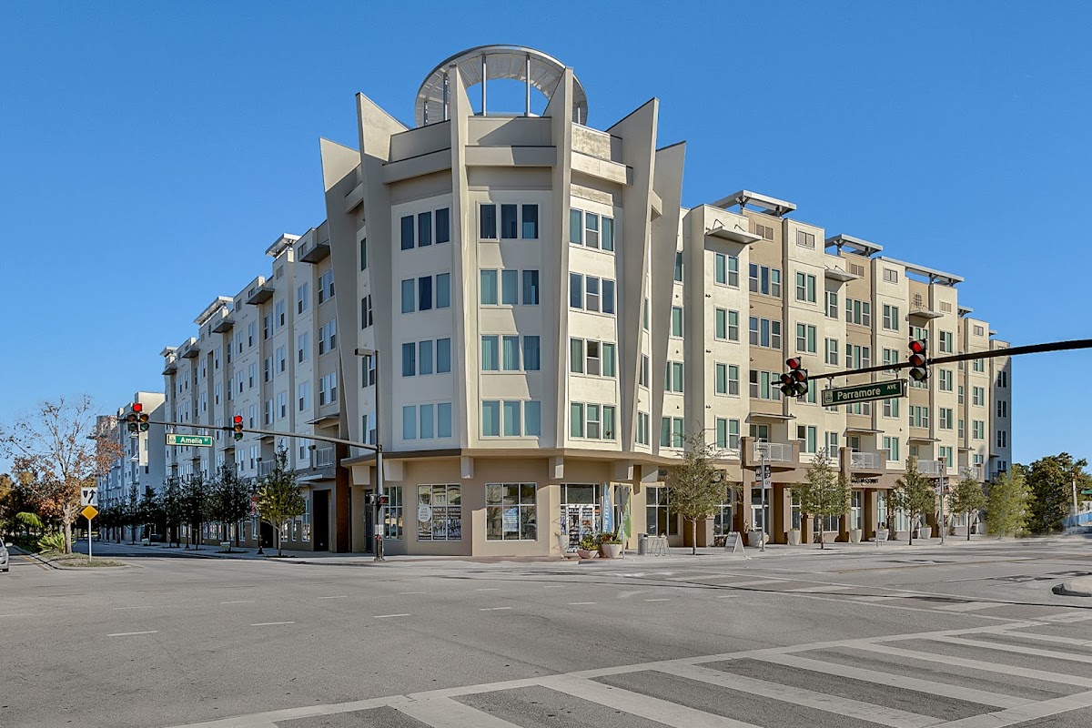 Amelia Court at Creative Village Apartments apartments in Orlando FL