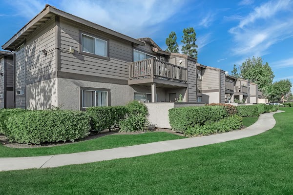 Pinecrest Apartment Homes apartments in Chino, CA