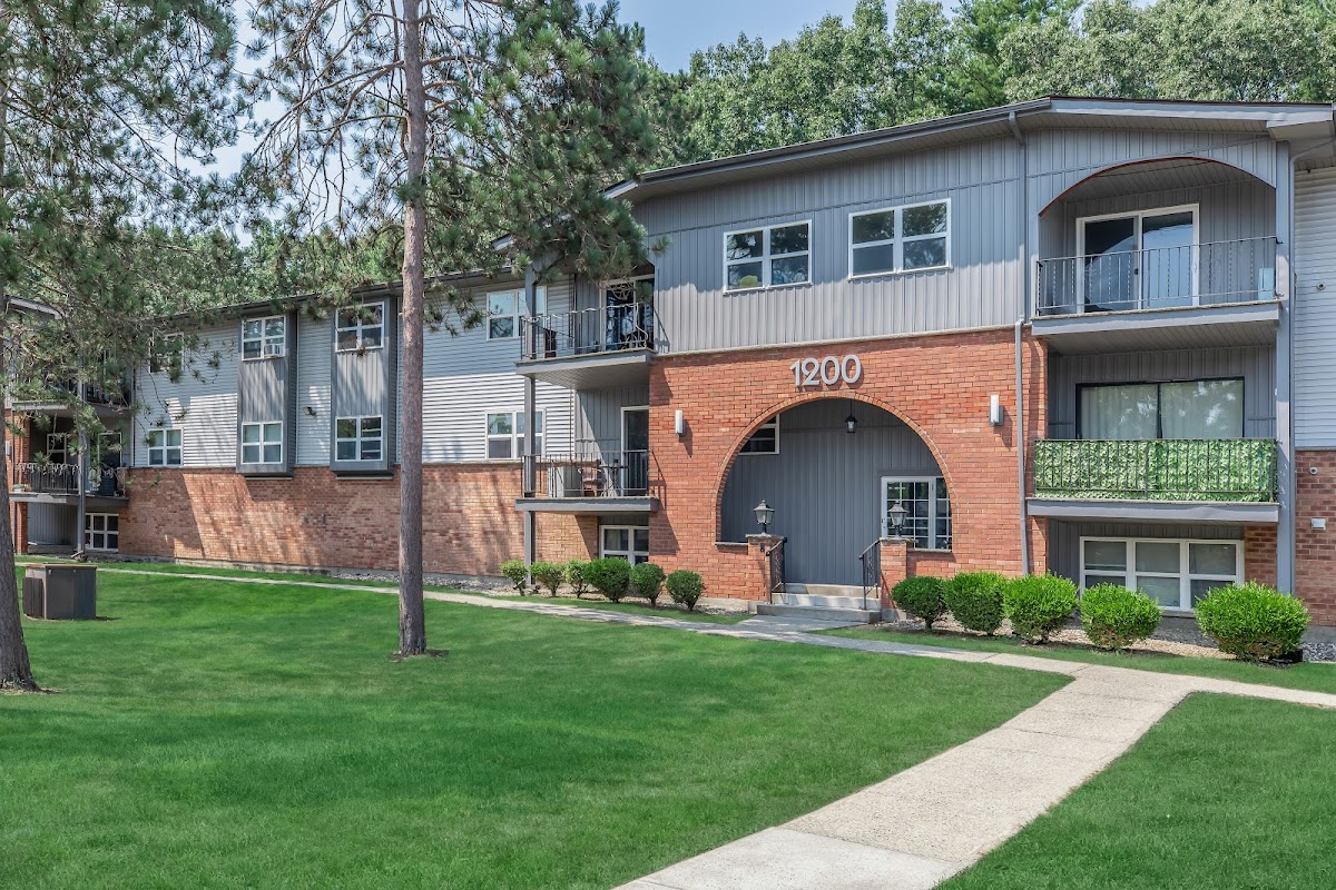 London Square & Blue Spruce Apartments apartments in Albany, NY