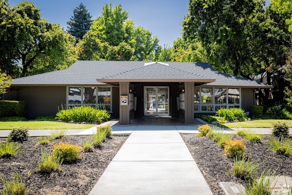 Shasta Terrace apartments in Vacaville, CA