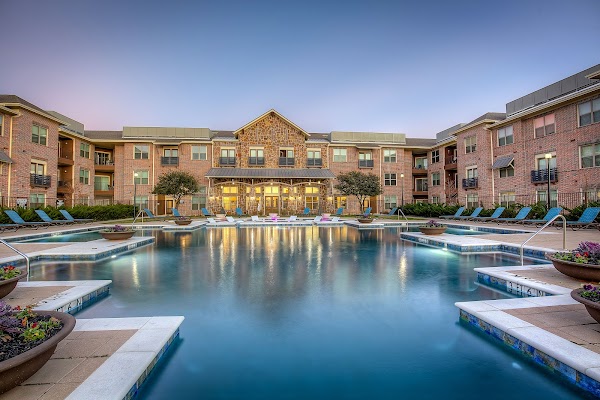 Rose Hill Apartments apartments in Addison TX