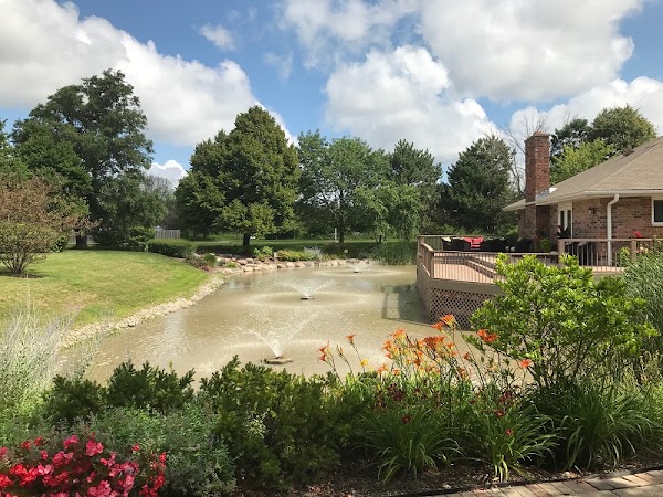 Brook Run apartments in Arlington Heights, IL
