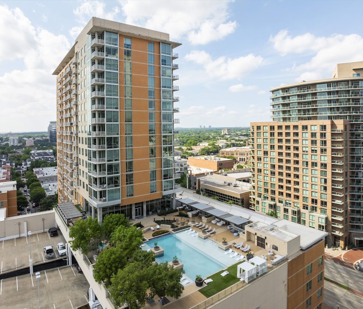 3700M apartments in Dallas TX