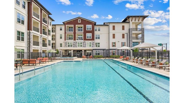 Elate Bent Tree apartments in Addison, TX