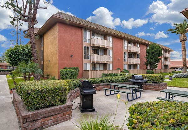 Gallery Apartments, The apartments in Anaheim, CA