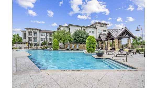 Domain at Midtown Park apartments in Addison TX