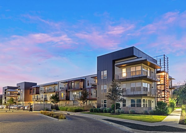 DK Riata apartments in Austin TX