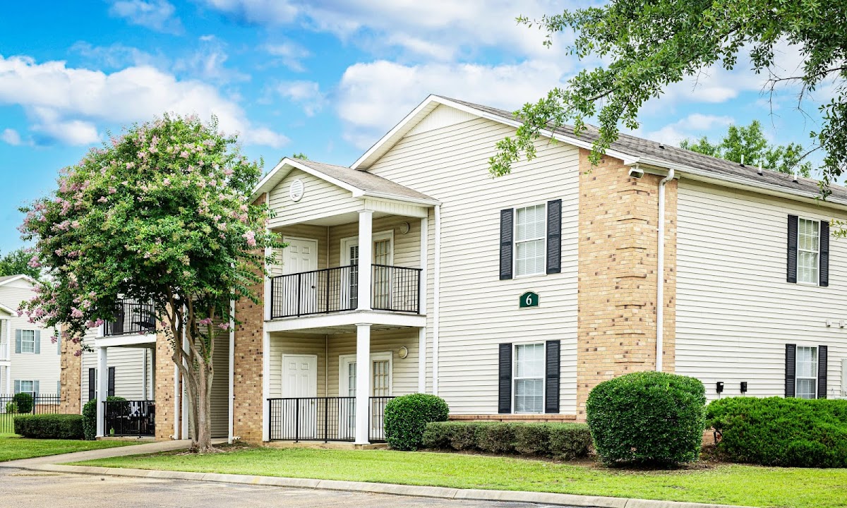 Colony Pointe apartments in Jackson MS