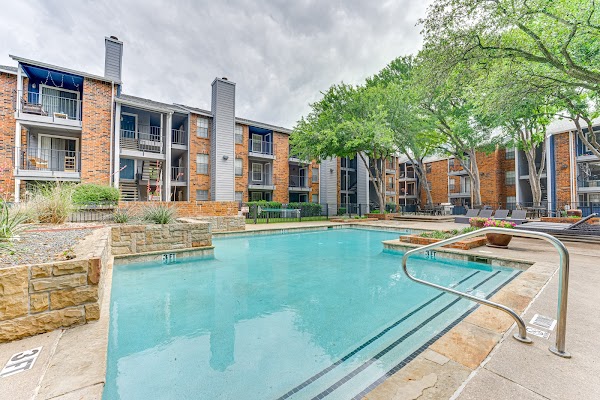 The Manhattan Apartments apartments in Addison, TX