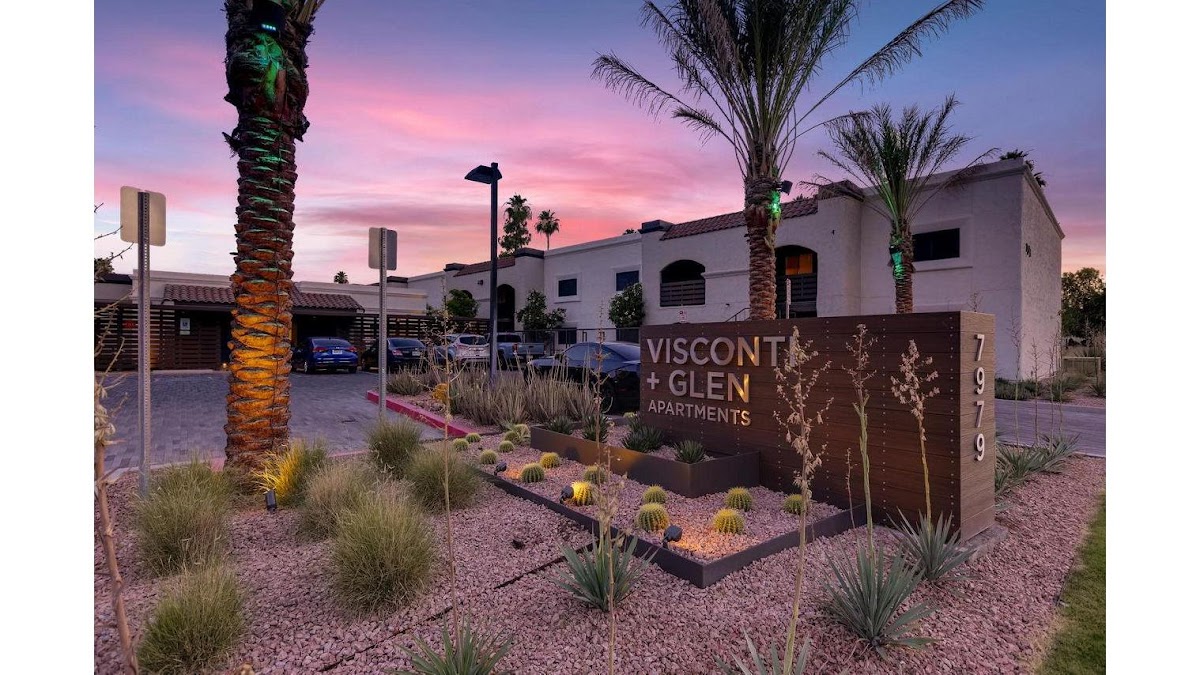 Visconti at Camelback apartments in Scottsdale AZ