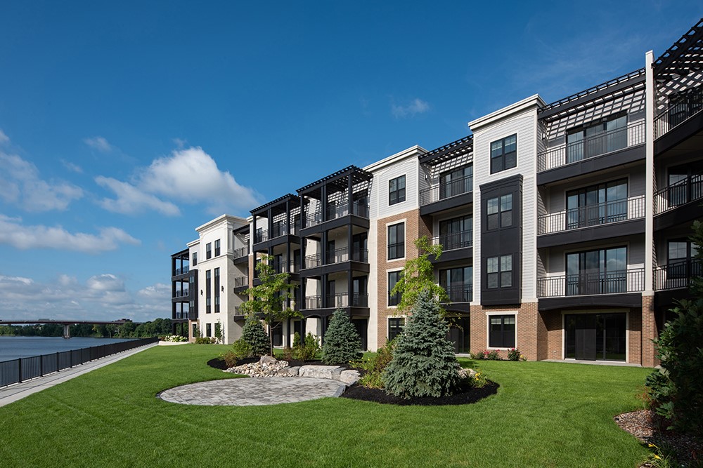 Starbuck Island Luxury Apartment Community apartments in Albany NY