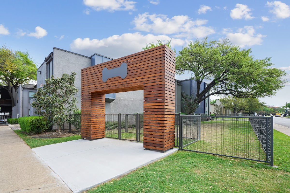 Aberdeen @ Bellmar Apartments apartments in Dallas TX