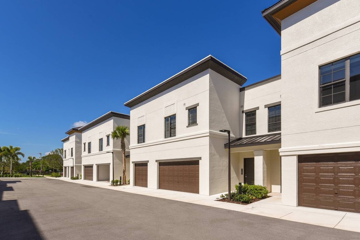 The Point at North Palm Beach Townhomes & Apartments apartments in North Palm Beach, FL
