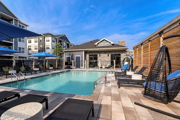 J Woburn Heights apartments in Woburn MA